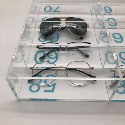 Chiaro logo acrilico acrilico inodoro dello schermo di Box With Silk dell'organizzatore degli occhiali da sole della scatola di presentazione